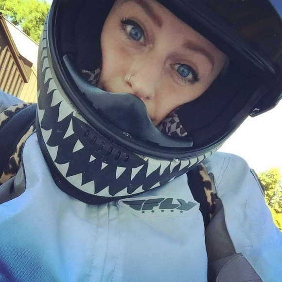 Meet your Posher, Alyson - Picture 3 of 3